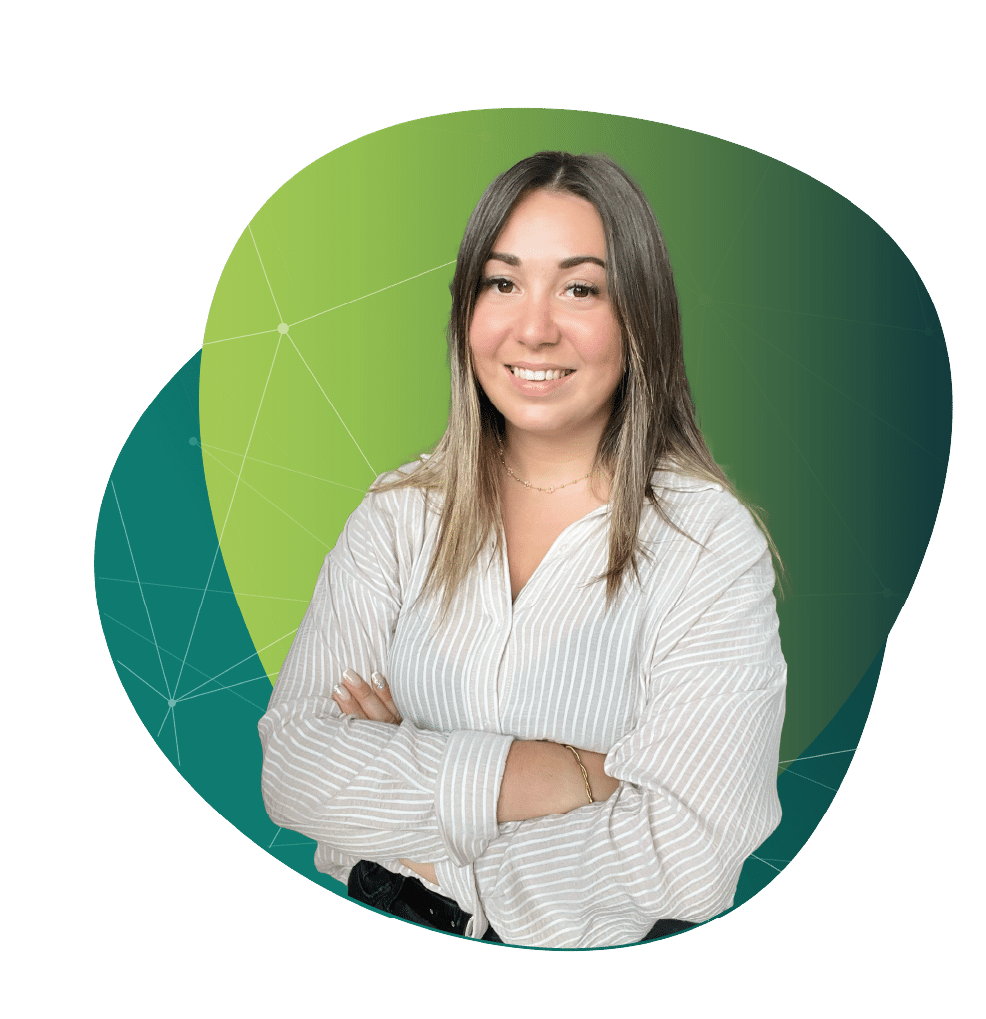 Typhaine Lhomme, responsable de l'agence Hop'Com à Roanne spécialisée en création de sites web, référencement SEO et accompagnement digital